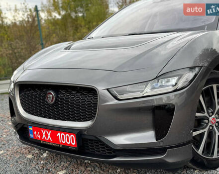 Серый Ягуар I-Pace, объемом двигателя 0 л и пробегом 80 тыс. км за 23900 $, фото 12 на Automoto.ua