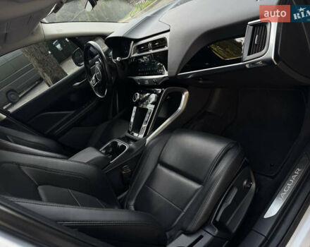 Серый Ягуар I-Pace, объемом двигателя 0 л и пробегом 158 тыс. км за 22950 $, фото 150 на Automoto.ua