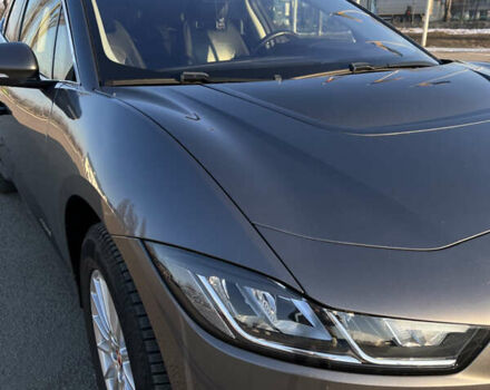 Серый Ягуар I-Pace, объемом двигателя 0 л и пробегом 60 тыс. км за 25399 $, фото 16 на Automoto.ua