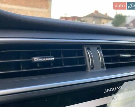 Серый Ягуар I-Pace, объемом двигателя 0 л и пробегом 147 тыс. км за 23499 $, фото 50 на Automoto.ua