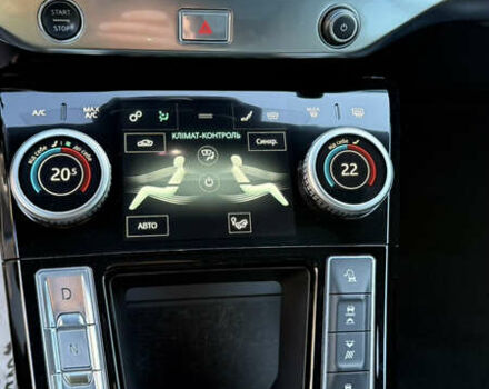 Серый Ягуар I-Pace, объемом двигателя 0 л и пробегом 87 тыс. км за 28000 $, фото 36 на Automoto.ua