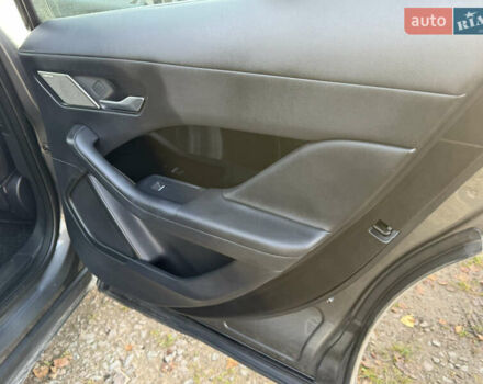 Серый Ягуар I-Pace, объемом двигателя 0 л и пробегом 112 тыс. км за 22999 $, фото 60 на Automoto.ua