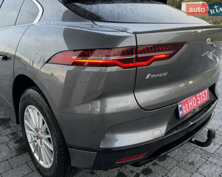Серый Ягуар I-Pace, объемом двигателя 0 л и пробегом 112 тыс. км за 22999 $, фото 19 на Automoto.ua