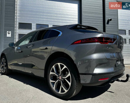 Серый Ягуар I-Pace, объемом двигателя 0 л и пробегом 82 тыс. км за 21500 $, фото 4 на Automoto.ua