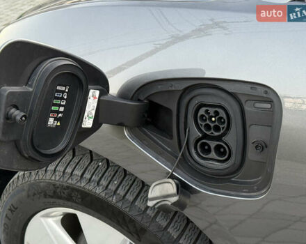 Серый Ягуар I-Pace, объемом двигателя 0 л и пробегом 88 тыс. км за 23200 $, фото 15 на Automoto.ua