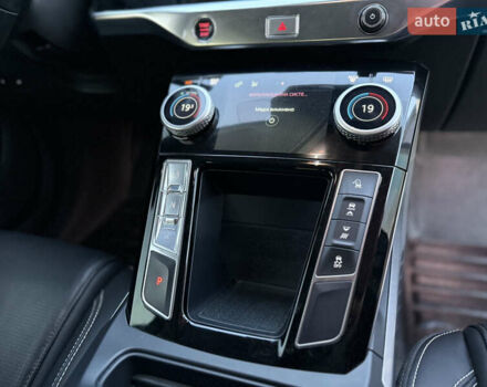 Серый Ягуар I-Pace, объемом двигателя 0 л и пробегом 144 тыс. км за 21998 $, фото 28 на Automoto.ua