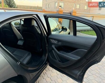 Серый Ягуар I-Pace, объемом двигателя 0 л и пробегом 158 тыс. км за 22700 $, фото 55 на Automoto.ua