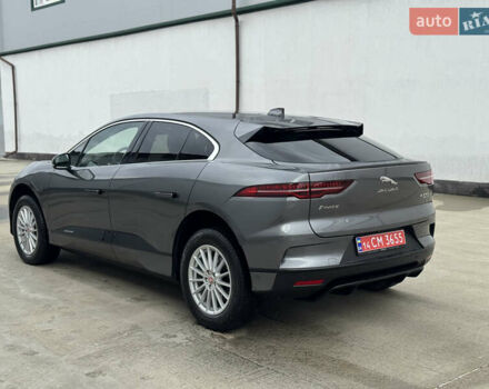 Серый Ягуар I-Pace, объемом двигателя 0 л и пробегом 127 тыс. км за 22000 $, фото 2 на Automoto.ua