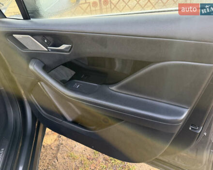 Серый Ягуар I-Pace, объемом двигателя 0 л и пробегом 112 тыс. км за 22999 $, фото 57 на Automoto.ua