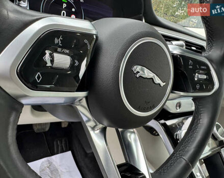 Серый Ягуар I-Pace, объемом двигателя 0 л и пробегом 80 тыс. км за 23900 $, фото 78 на Automoto.ua
