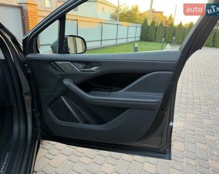 Серый Ягуар I-Pace, объемом двигателя 0 л и пробегом 158 тыс. км за 22700 $, фото 61 на Automoto.ua