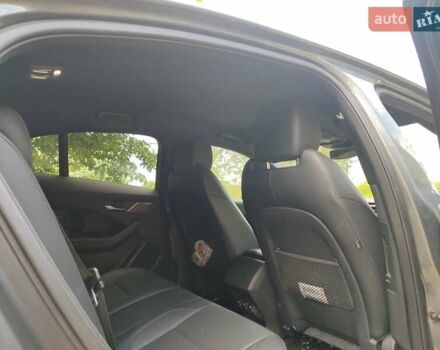 Серый Ягуар I-Pace, объемом двигателя 0 л и пробегом 128 тыс. км за 21600 $, фото 12 на Automoto.ua