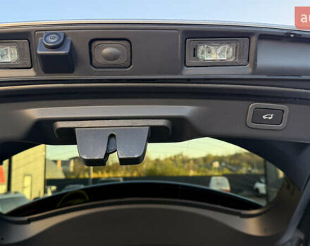 Серый Ягуар I-Pace, объемом двигателя 0 л и пробегом 87 тыс. км за 28300 $, фото 20 на Automoto.ua