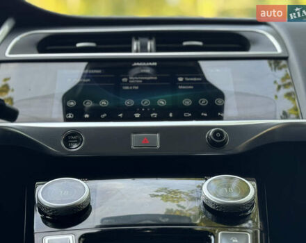 Серый Ягуар I-Pace, объемом двигателя 0 л и пробегом 158 тыс. км за 22950 $, фото 164 на Automoto.ua