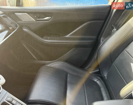 Серый Ягуар I-Pace, объемом двигателя 0 л и пробегом 112 тыс. км за 22999 $, фото 41 на Automoto.ua