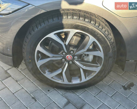 Серый Ягуар I-Pace, объемом двигателя 0 л и пробегом 106 тыс. км за 22900 $, фото 44 на Automoto.ua