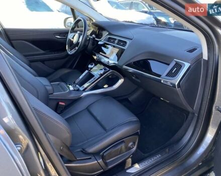 Серый Ягуар I-Pace, объемом двигателя 0 л и пробегом 95 тыс. км за 23900 $, фото 90 на Automoto.ua