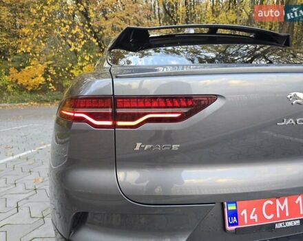 Серый Ягуар I-Pace, объемом двигателя 0 л и пробегом 97 тыс. км за 22950 $, фото 13 на Automoto.ua