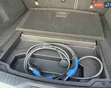 Серый Ягуар I-Pace, объемом двигателя 0 л и пробегом 144 тыс. км за 21998 $, фото 70 на Automoto.ua