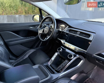 Серый Ягуар I-Pace, объемом двигателя 0 л и пробегом 144 тыс. км за 21998 $, фото 26 на Automoto.ua