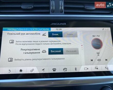 Серый Ягуар I-Pace, объемом двигателя 0 л и пробегом 95 тыс. км за 23900 $, фото 70 на Automoto.ua