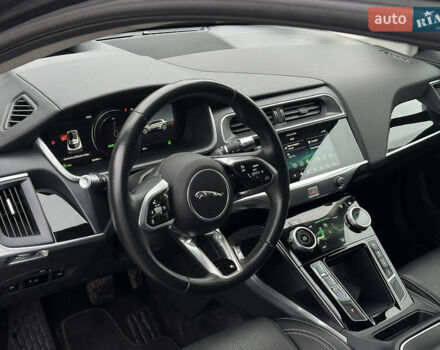 Серый Ягуар I-Pace, объемом двигателя 0 л и пробегом 94 тыс. км за 23500 $, фото 38 на Automoto.ua