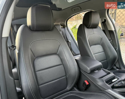 Серый Ягуар I-Pace, объемом двигателя 0 л и пробегом 88 тыс. км за 23200 $, фото 60 на Automoto.ua