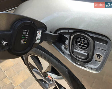 Серый Ягуар I-Pace, объемом двигателя 0 л и пробегом 65 тыс. км за 35000 $, фото 5 на Automoto.ua