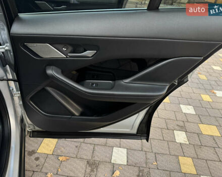 Серый Ягуар I-Pace, объемом двигателя 0 л и пробегом 158 тыс. км за 22950 $, фото 152 на Automoto.ua