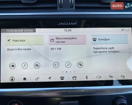 Серый Ягуар I-Pace, объемом двигателя 0 л и пробегом 95 тыс. км за 23900 $, фото 71 на Automoto.ua