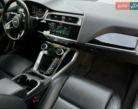 Серый Ягуар I-Pace, объемом двигателя 0 л и пробегом 158 тыс. км за 22950 $, фото 137 на Automoto.ua