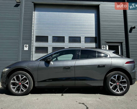 Серый Ягуар I-Pace, объемом двигателя 0 л и пробегом 82 тыс. км за 21500 $, фото 2 на Automoto.ua