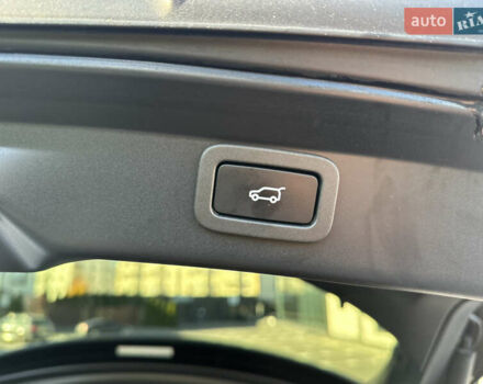 Серый Ягуар I-Pace, объемом двигателя 0 л и пробегом 106 тыс. км за 22900 $, фото 39 на Automoto.ua