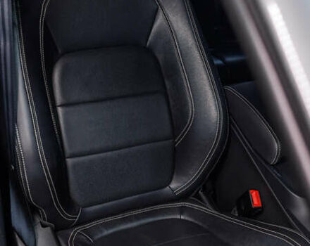 Серый Ягуар I-Pace, объемом двигателя 0 л и пробегом 60 тыс. км за 27500 $, фото 18 на Automoto.ua