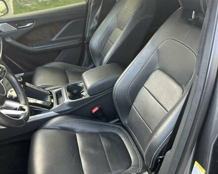 Серый Ягуар I-Pace, объемом двигателя 0 л и пробегом 101 тыс. км за 25300 $, фото 13 на Automoto.ua
