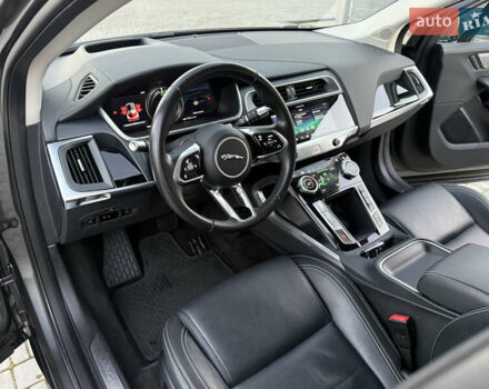 Серый Ягуар I-Pace, объемом двигателя 0 л и пробегом 88 тыс. км за 23200 $, фото 31 на Automoto.ua