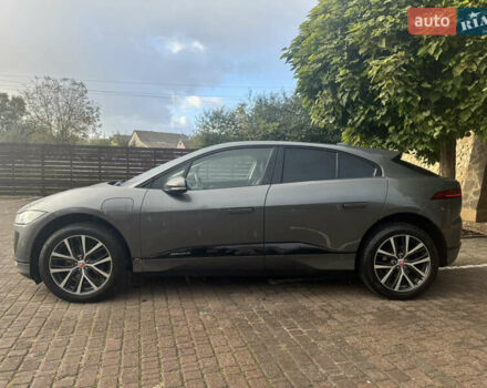 Серый Ягуар I-Pace, объемом двигателя 0 л и пробегом 86 тыс. км за 23599 $, фото 6 на Automoto.ua