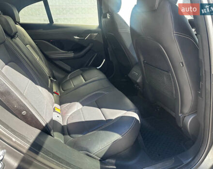 Серый Ягуар I-Pace, объемом двигателя 0 л и пробегом 82 тыс. км за 21500 $, фото 6 на Automoto.ua