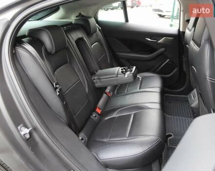 Серый Ягуар I-Pace, объемом двигателя 0 л и пробегом 90 тыс. км за 25000 $, фото 10 на Automoto.ua