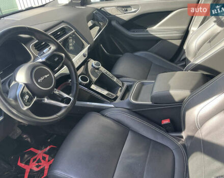 Серый Ягуар I-Pace, объемом двигателя 0 л и пробегом 153 тыс. км за 23500 $, фото 9 на Automoto.ua