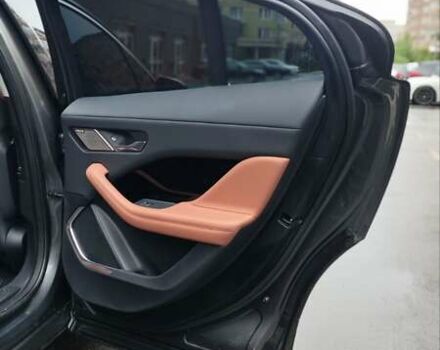 Серый Ягуар I-Pace, объемом двигателя 0 л и пробегом 66 тыс. км за 25500 $, фото 90 на Automoto.ua