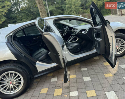 Серый Ягуар I-Pace, объемом двигателя 0 л и пробегом 158 тыс. км за 22950 $, фото 133 на Automoto.ua