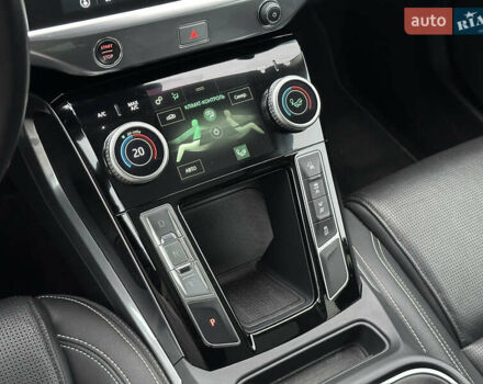 Серый Ягуар I-Pace, объемом двигателя 0 л и пробегом 94 тыс. км за 22900 $, фото 45 на Automoto.ua