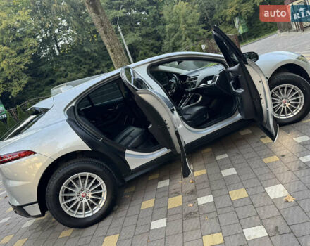 Серый Ягуар I-Pace, объемом двигателя 0 л и пробегом 158 тыс. км за 22950 $, фото 132 на Automoto.ua