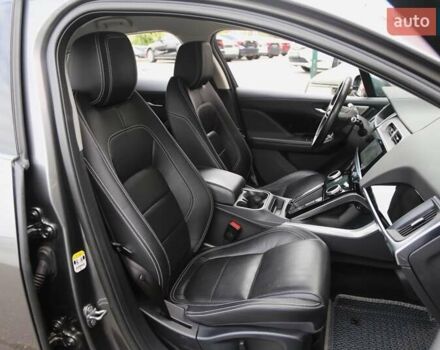 Серый Ягуар I-Pace, объемом двигателя 0 л и пробегом 90 тыс. км за 25000 $, фото 11 на Automoto.ua