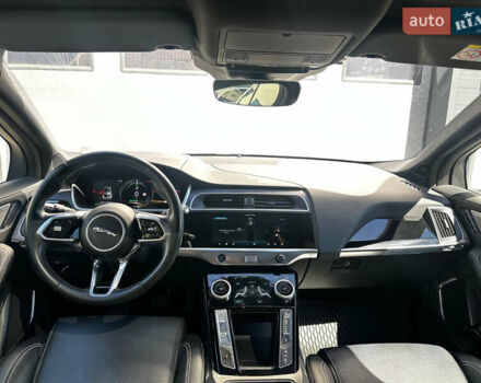 Серый Ягуар I-Pace, объемом двигателя 0 л и пробегом 82 тыс. км за 21500 $, фото 8 на Automoto.ua