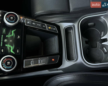 Серый Ягуар I-Pace, объемом двигателя 0 л и пробегом 158 тыс. км за 22950 $, фото 216 на Automoto.ua