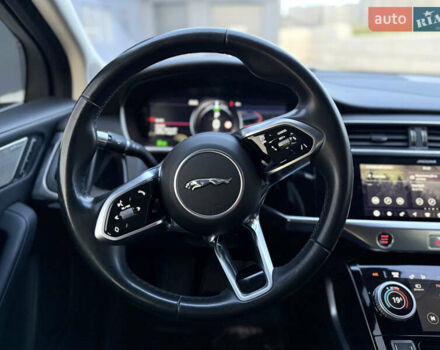 Серый Ягуар I-Pace, объемом двигателя 0 л и пробегом 144 тыс. км за 21998 $, фото 39 на Automoto.ua
