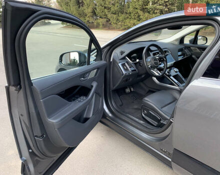 Серый Ягуар I-Pace, объемом двигателя 0 л и пробегом 130 тыс. км за 22700 $, фото 21 на Automoto.ua