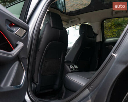 Серый Ягуар I-Pace, объемом двигателя 0 л и пробегом 78 тыс. км за 27000 $, фото 51 на Automoto.ua